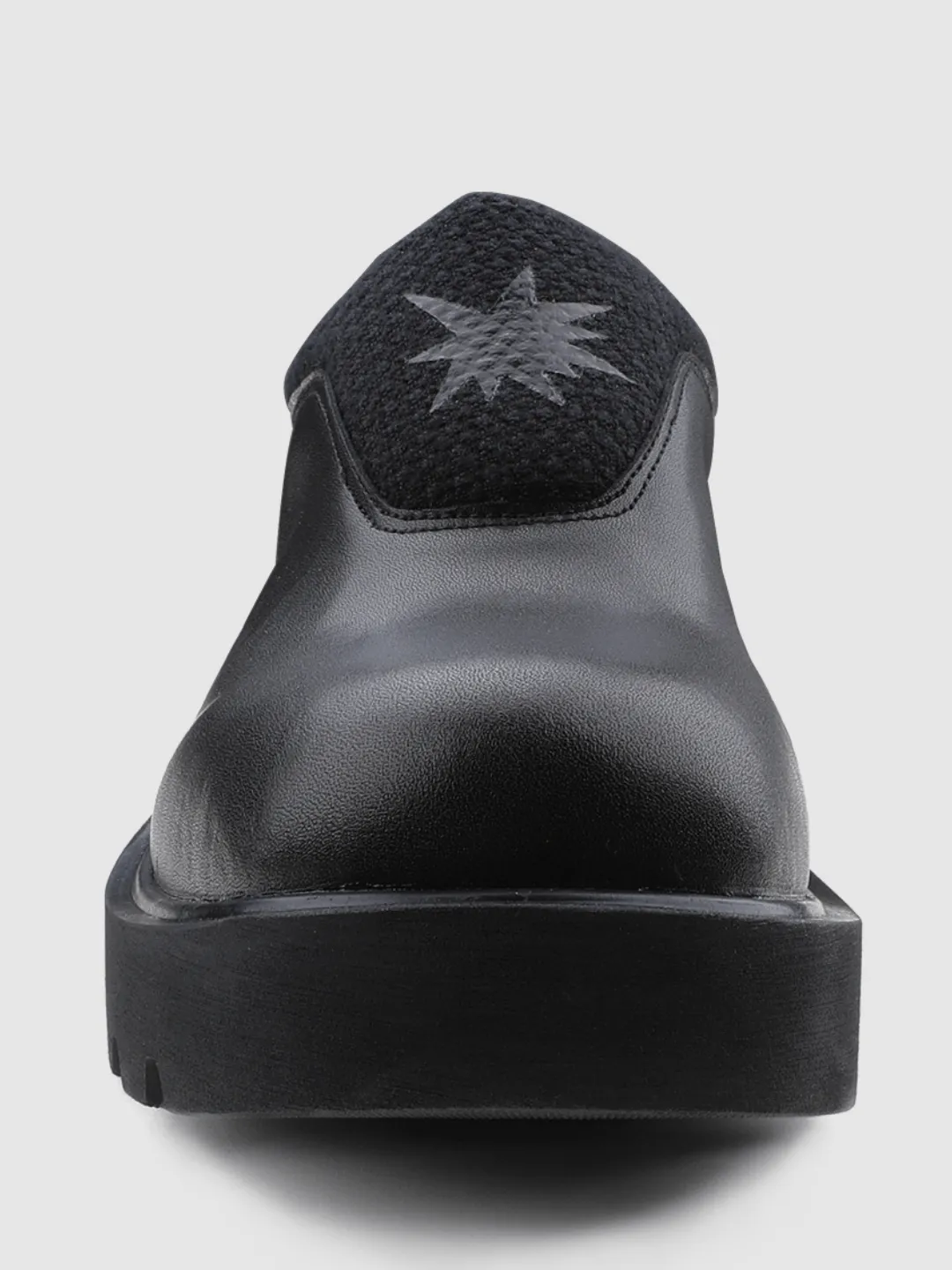 black casual leather shoes na883