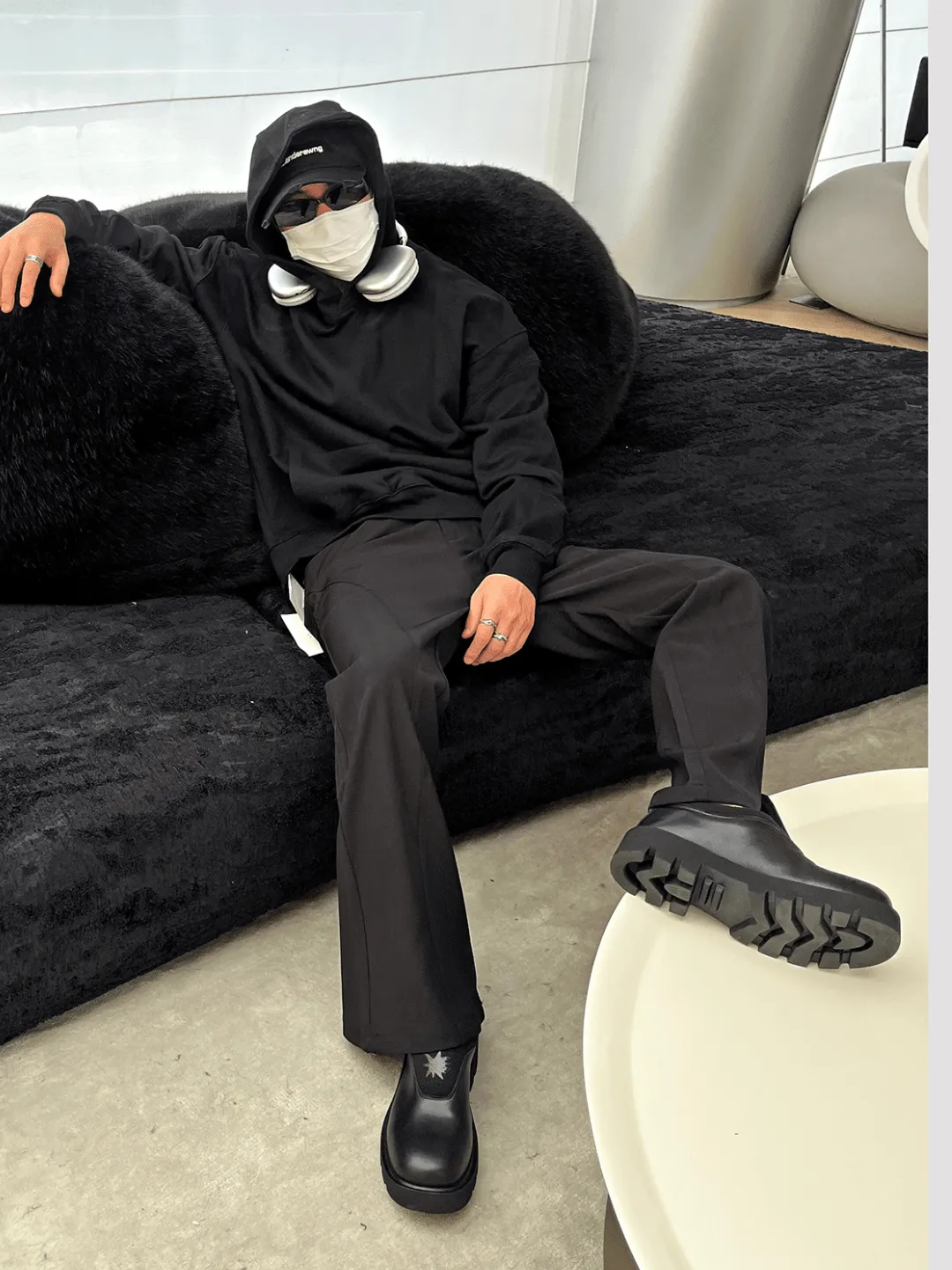 black casual leather shoes na883