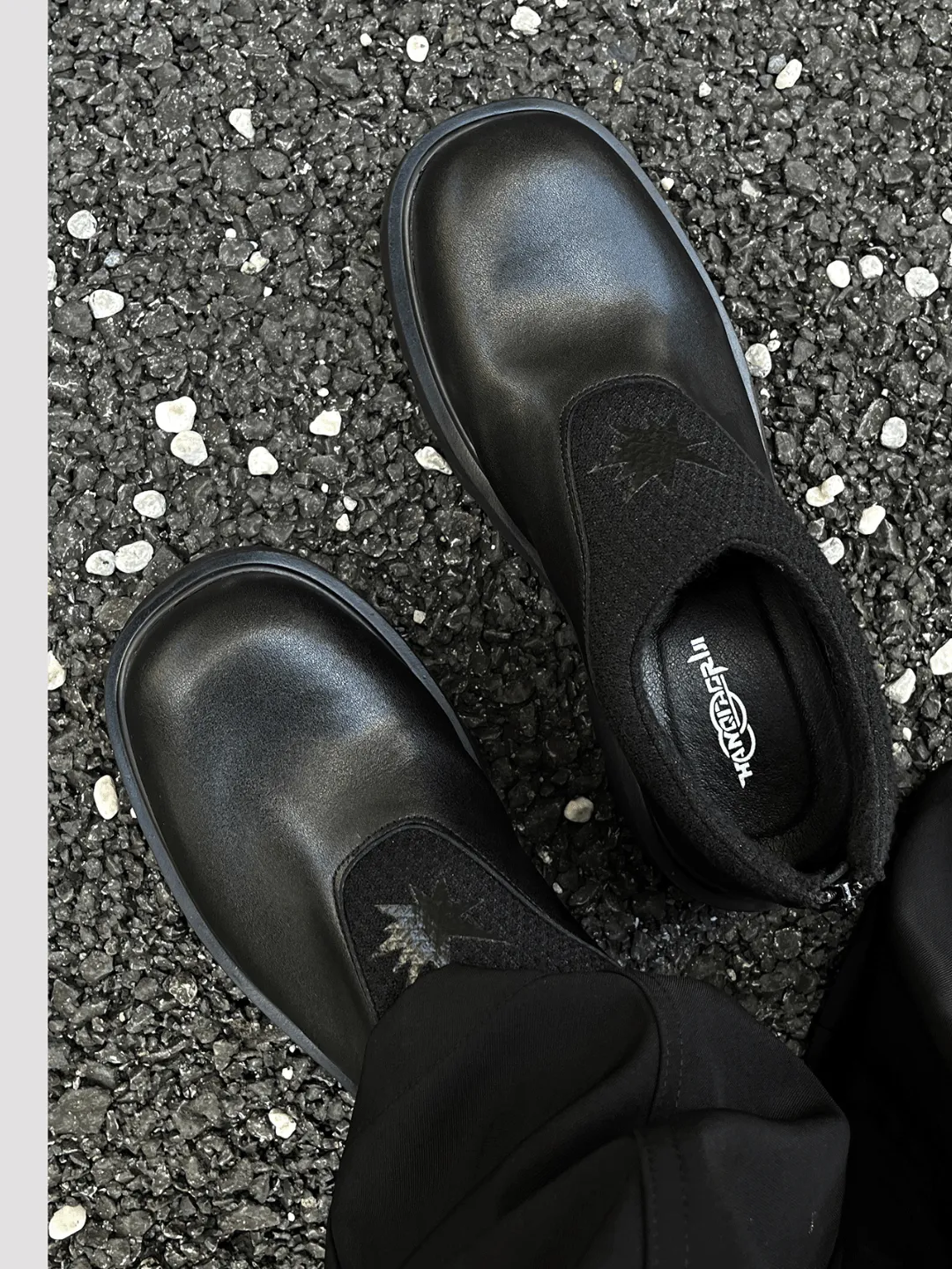 black casual leather shoes na883