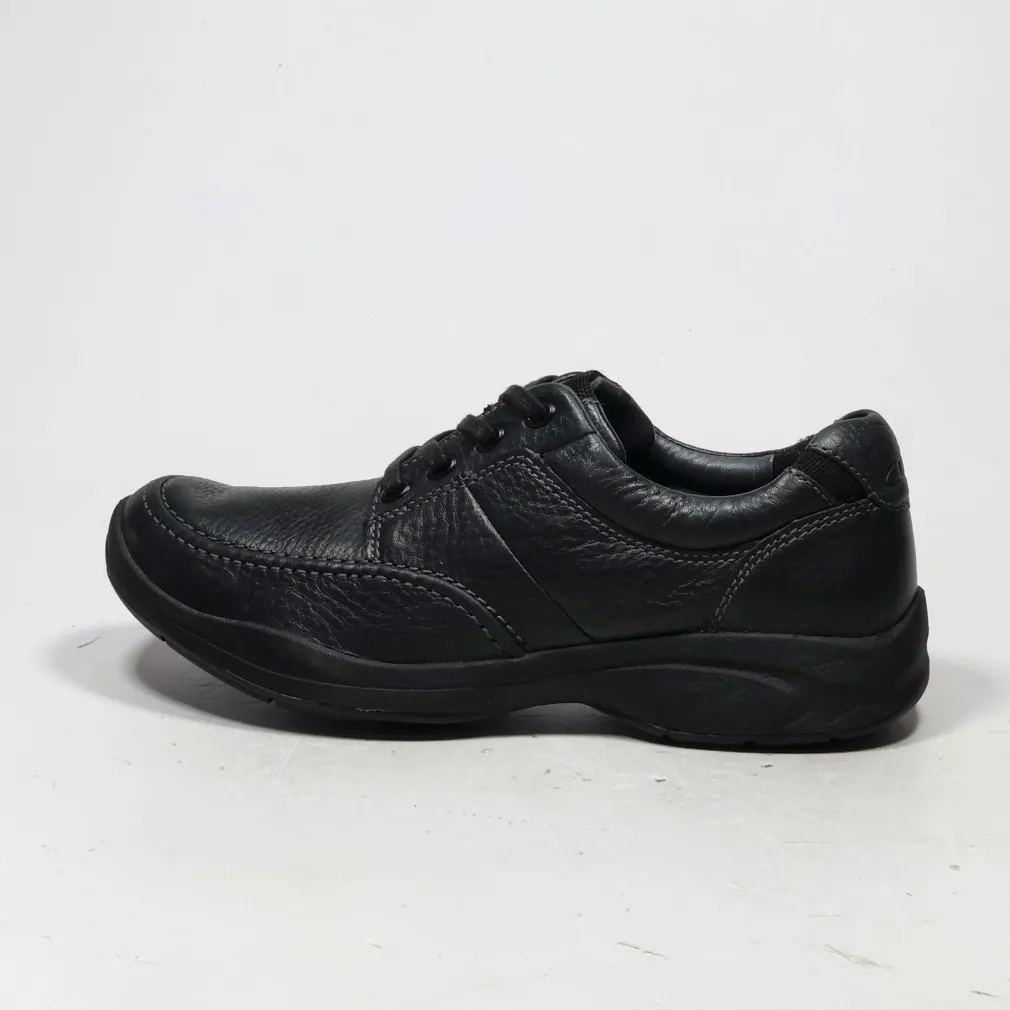 Clarks Wave Walk Casual Lace Ups Leather Black Colour For Men
