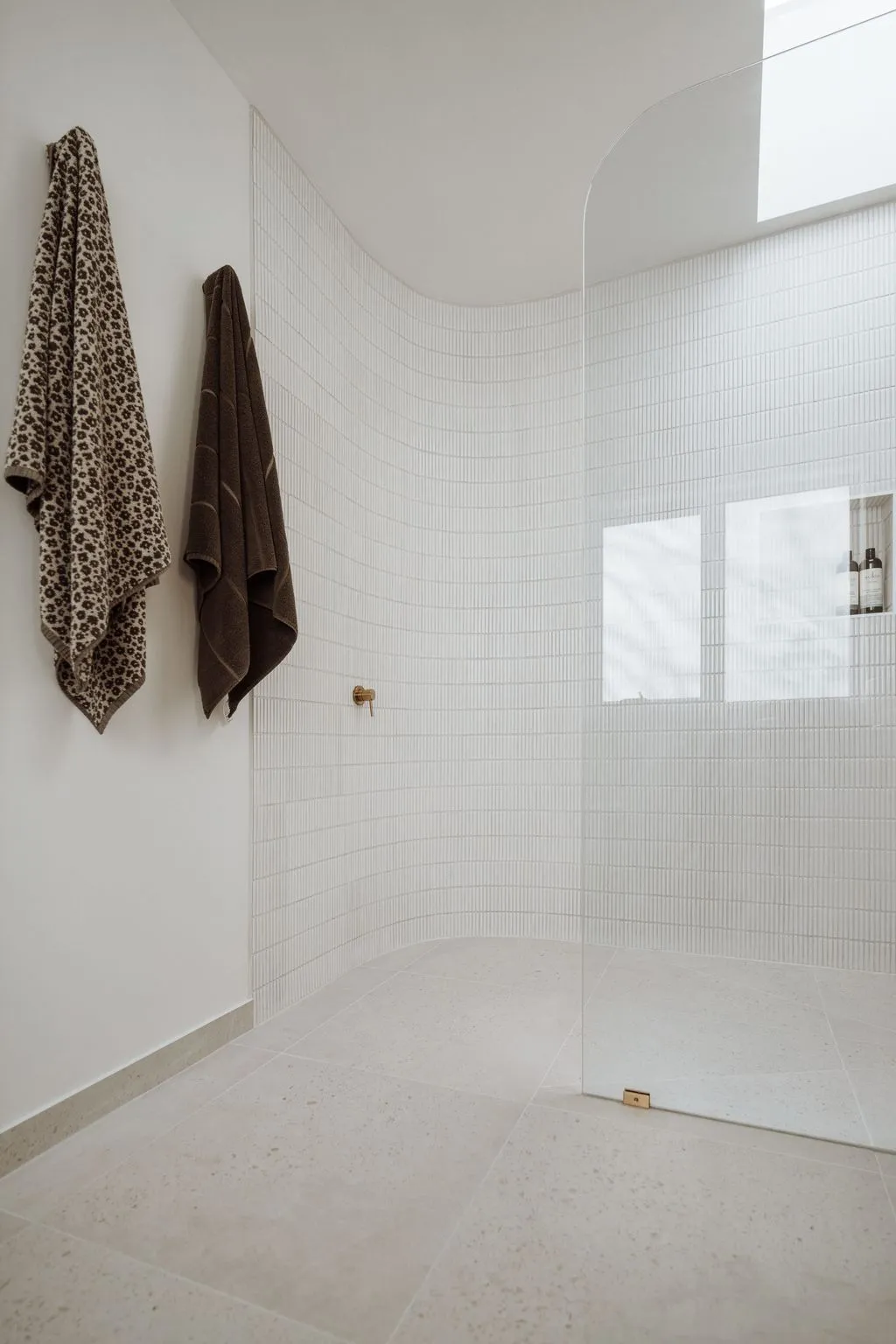 Middleton White Chalk Kit Kat Porcelain Mosaic Tile 12x92mm