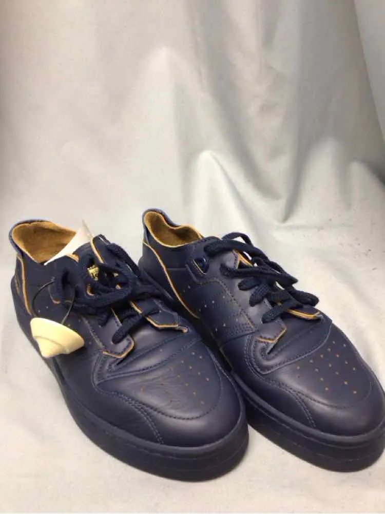 SIZE 9 1/2 ADIDAS Men's SHOES