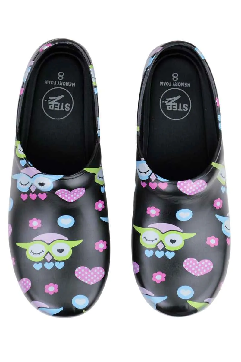StepZ Women's Slip Resistant Nurse Clogs | Give a Hoot