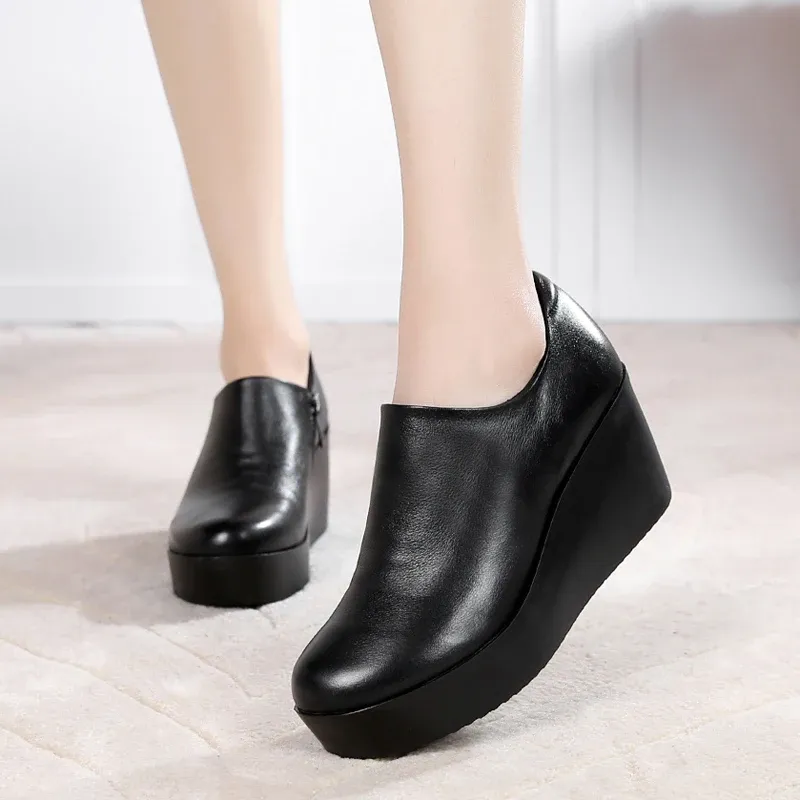 USS Shoes Julia Women's Platform Shoes