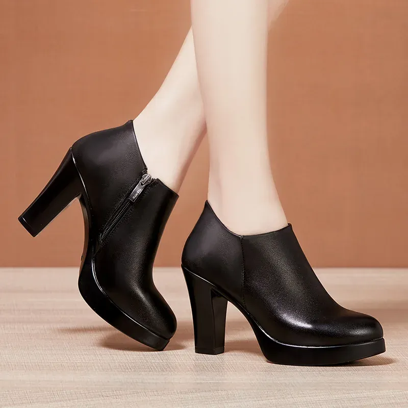 USS Shoes Renata Women's Pumps